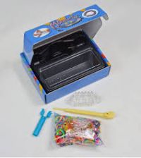 Набор Rainbow-Loom Monster -Tail для плетения браслетов из резинок, 600шт