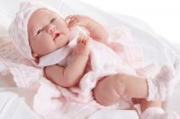 Реалистичная новорожденная девочка в пледике La Newborn Pretty